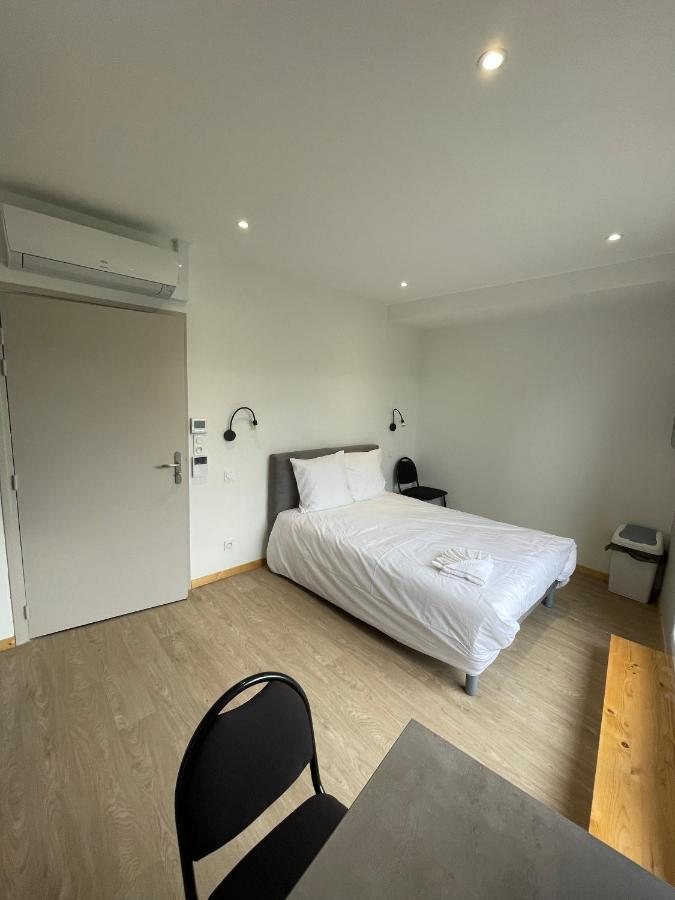 Le Salvador - Appart'Hotel De 18M2 A 44M2 La Talaudiere 外观 照片